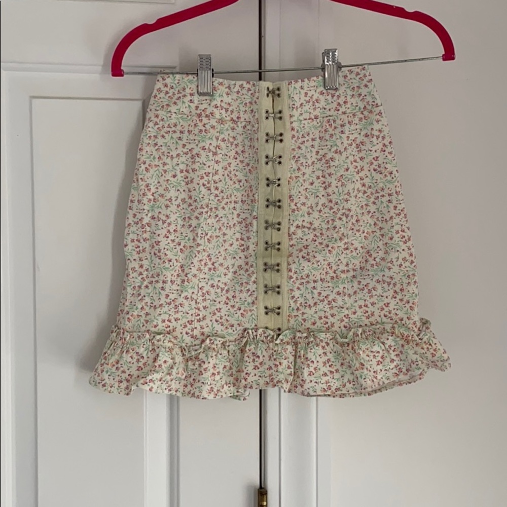Floral Urban Outfitters Skirt!